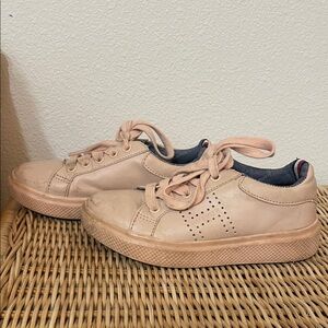 Tommy Hilfiger toddler Girls size 11 Sneakers